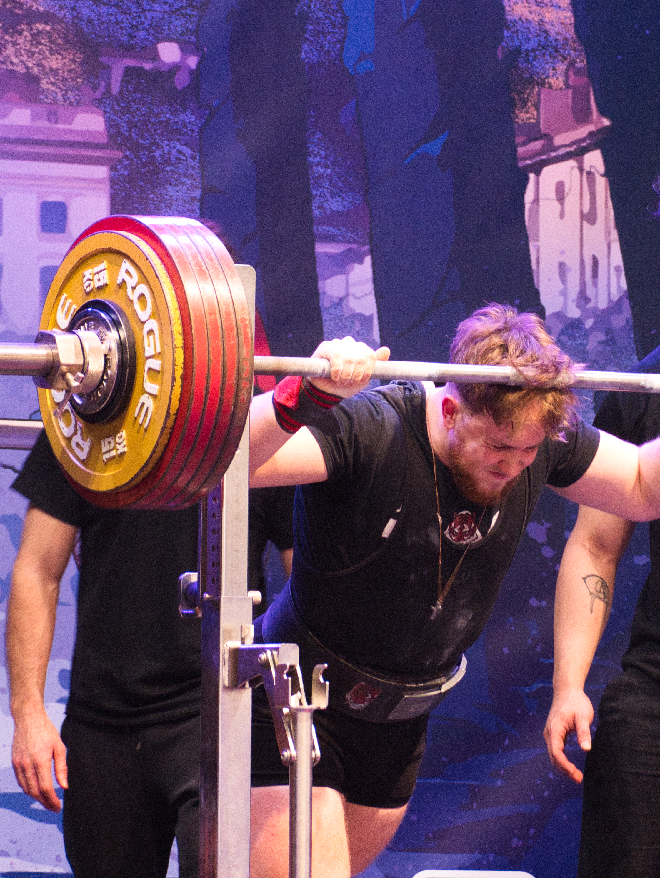 man focus before squat
